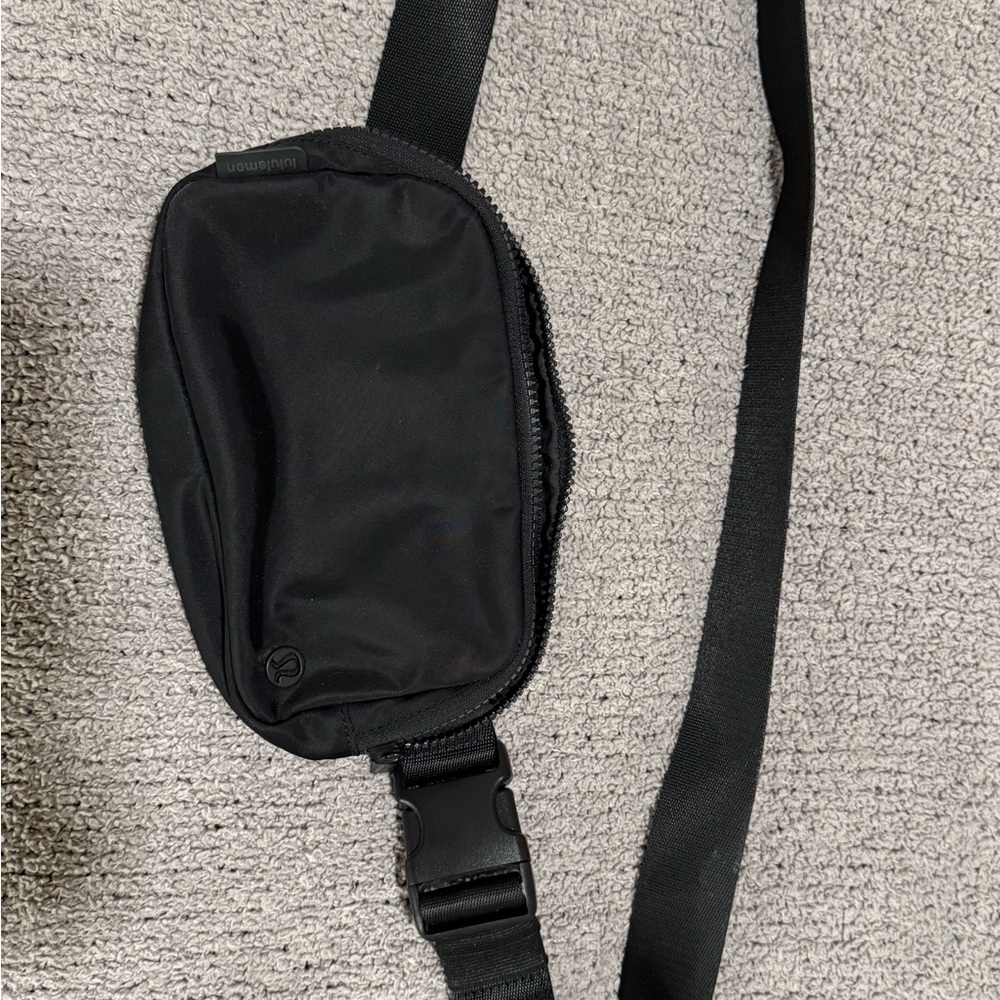Lululemon Athletica Black Belt Bag